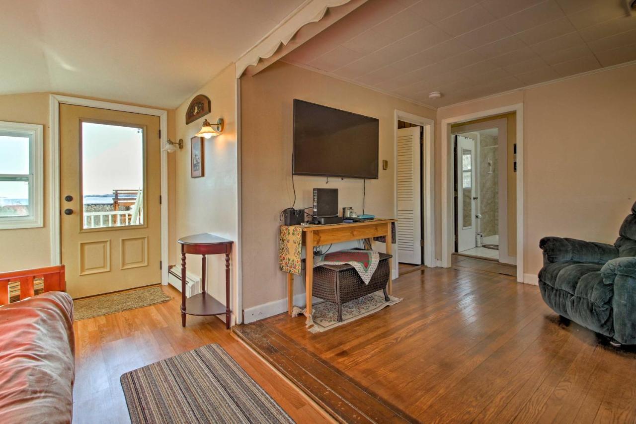 Cozy Buzzards Bay Home Steps To Cape Cod Canal! Bourne Exterior foto