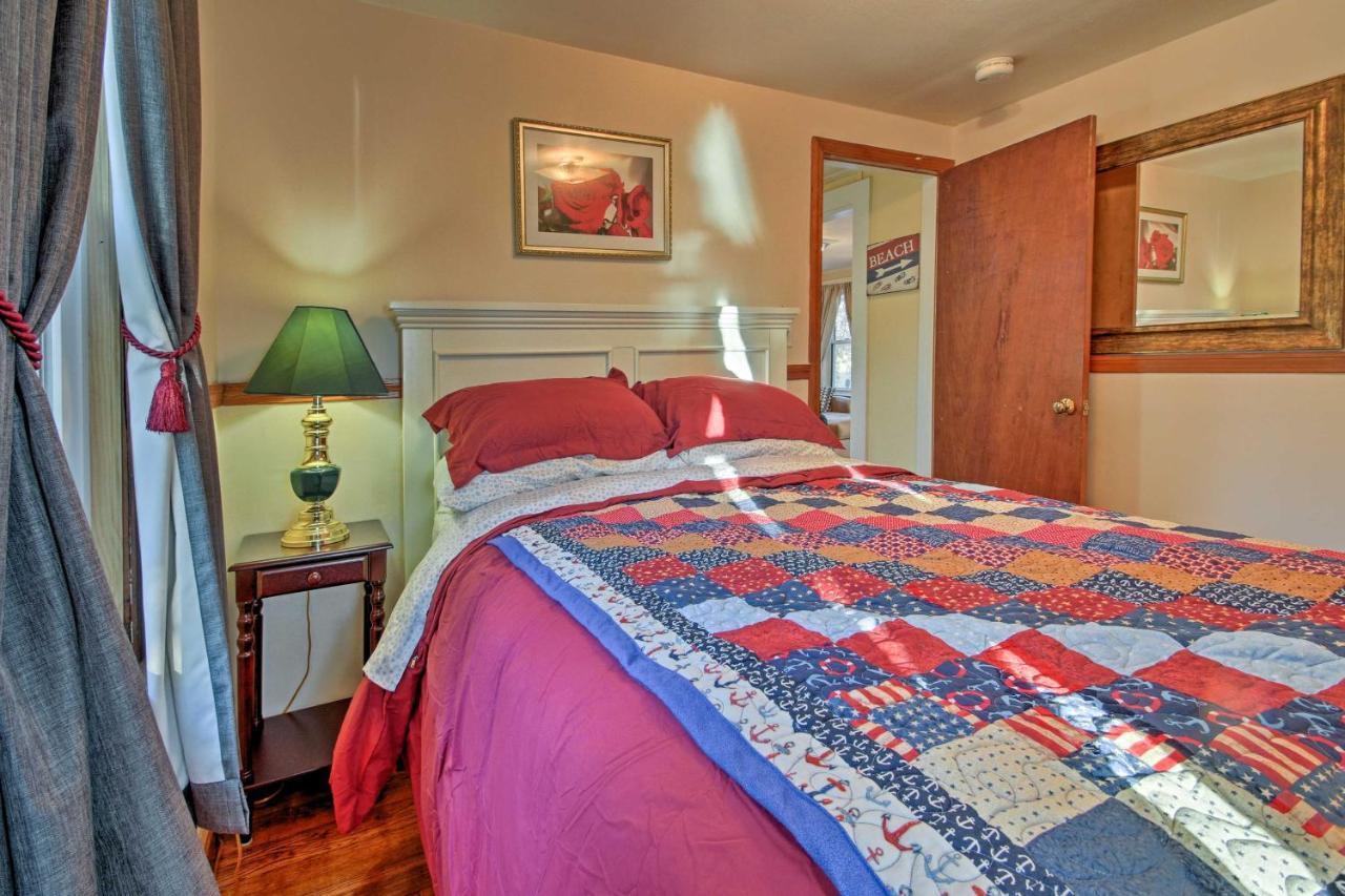 Cozy Buzzards Bay Home Steps To Cape Cod Canal! Bourne Exterior foto